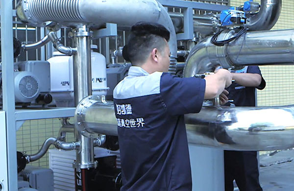 一臺(tái)水環(huán)泵真空機(jī)組，拿走了我的第一次……